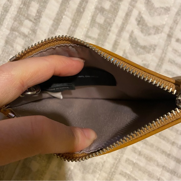 Marc Jacobs Zipper Wallet Key Pouch with Keychain - Picture 5 of 5